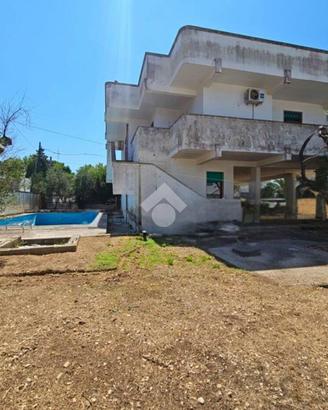 VILLA SINGOLA A PORTO CESAREO