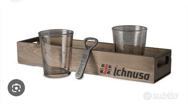 ICHNUSA - Kit birra con vassoio, 2 bicchieri e....
