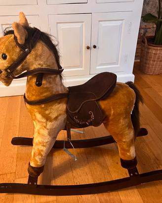 Cavallo a dondolo per bambini