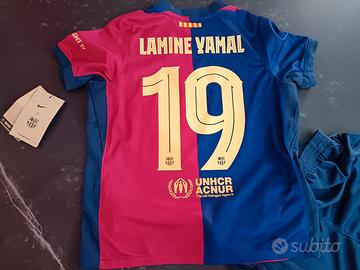 Set Barcellona maglia + pantaloncini + calzettoni