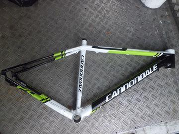 TELAIO CANNONDALE FLASH CARBON TG L 1KG