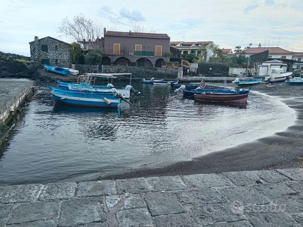 Bivano di 75 mq a Pozzillo a pochi passi dal mare