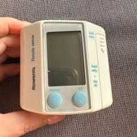 Misuratore di pressione da polso