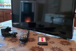 televisore/TV led  tivusat 12v/220v