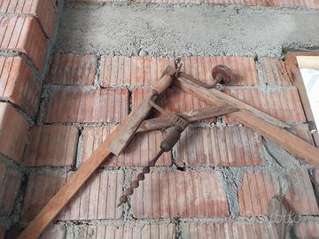 Attrezzatura  per falegnameria