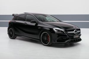 Mercedes A45 AMG 381CV - Tetto, Recaro & Race Pack