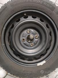 Cerchi in ferro 5JX 15" 4 fori (Toyota Yaris 2019)