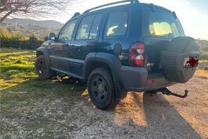 JEEP CHEROKEE 2.8 CRD sport