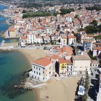 MULTILOCALE A CASTELLABATE