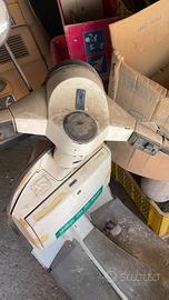 Vespa 50