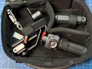 Hohem iSteady MT2 camera gimbal con AI e luce LED