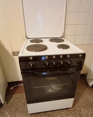 Cucina elettrica Ariston 4 piastre radianti+forno