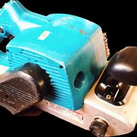 levigatrice a nastro makita