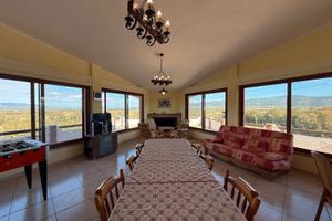 Casa di campagna panoramica con 7000mq di terreno