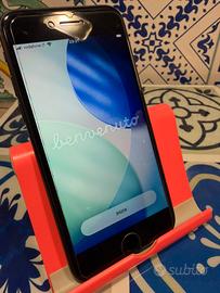 iPhone se 128 gb