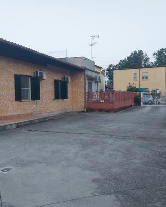 Latina mare a 200 metri dalla spiaggia