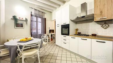 Rifinito appartamento in centro storico