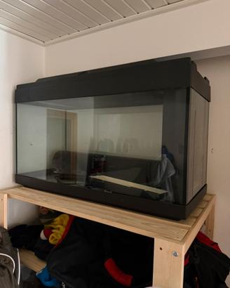Acquario 100 litri usato poco