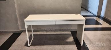 Scrivania ikea