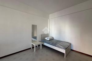MONOLOCALE A ROMA