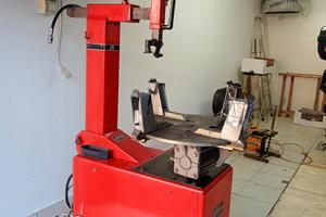 smontagomme moto 220v