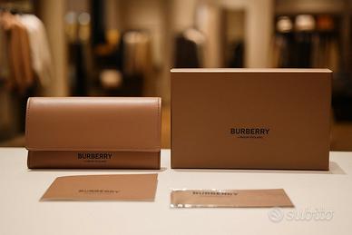 Custodia Burberry Originale – Nuova con Scatola