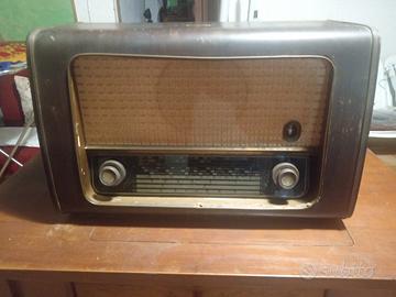 Radio vintage La voce del padrone 