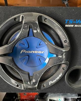 Subwoofer pioneer