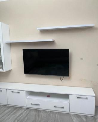 Console TV sospesa