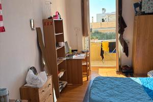 Ampia stanza singola zona san giovanni