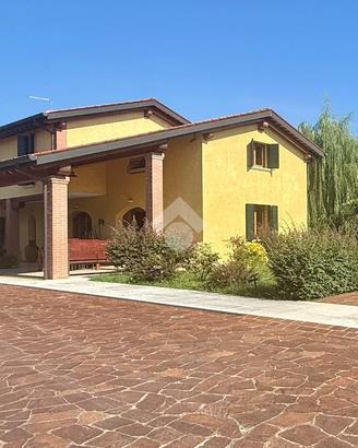 PORZIONE DI BIFAMILIARE A RUBANO