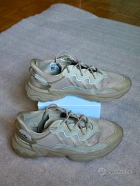 Adidas OZWEEGO tg.43.5 Clear Brown