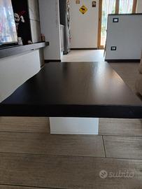 tavolo in legno massello