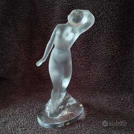 Lalique ballerina