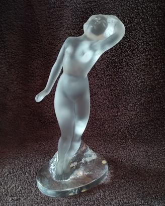 Lalique ballerina