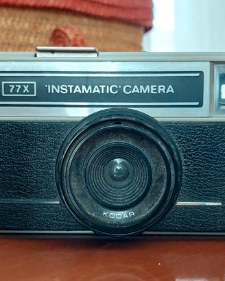 Macchina fotografica kodak 77x instamatic camera