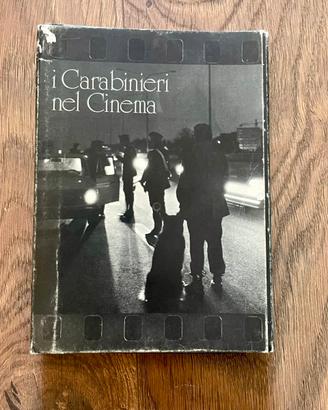cofanetto 32 cartoline i Carabinieri nel cinema