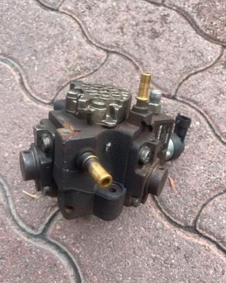 POMPA INIEZIONE GASOLIO CITROEN PEUGEOT FORD 1.6 D