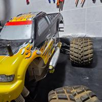 Automodello Monster truck nitro Bimotore 1/8