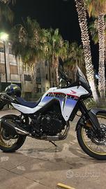 Hondra Transalp 750