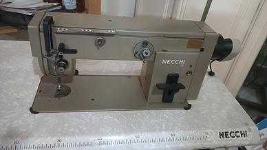 Macchina da cucire lineare NECCHI