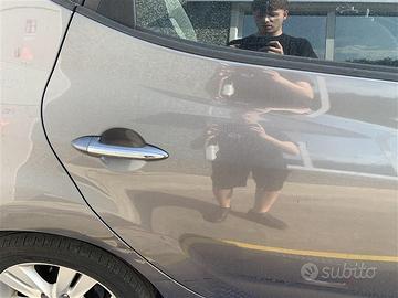 PORTIERA POSTERIORE DESTRA HYUNDAI iX20 Serie G4FA