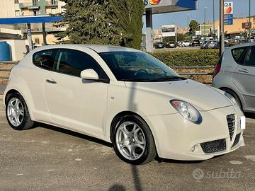 Alfa Romeo MiTo 1.4 80 CV GPL Distinctive