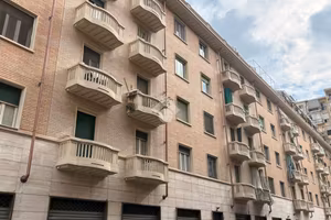 2 LOCALI A TORINO