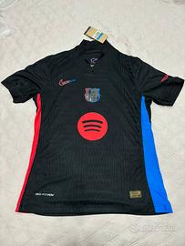 Barcelona Away Shirt M