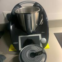 Bimby TM6 Black Limited Edition pari al nuovo