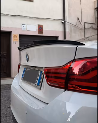 spoiler posteriore BMWf32/f33/f36 nero lucido m4lk