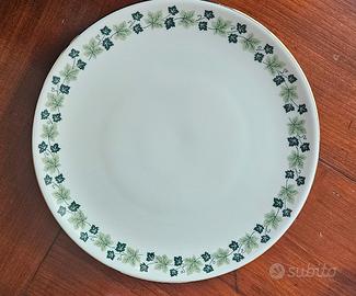 Piatti di porcellana