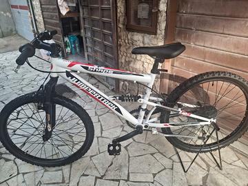 bici misura 24 marciante mountain-bike 