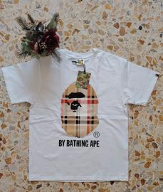 t-shirt bape x Burberry 